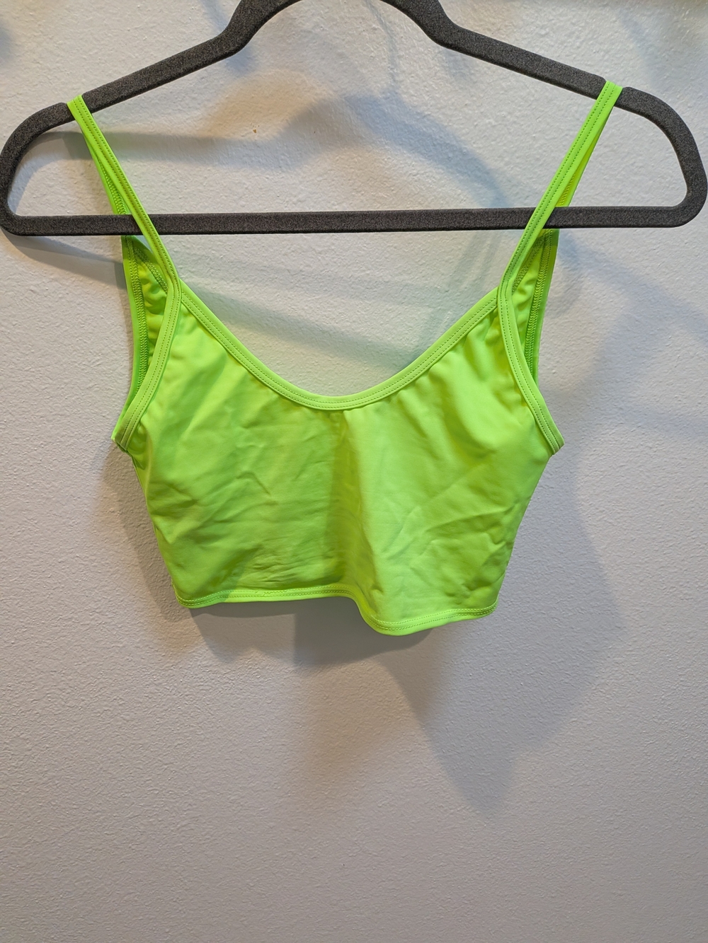 NWOT Neon Lime Rave Wear Seamless Crop Camisole M/L